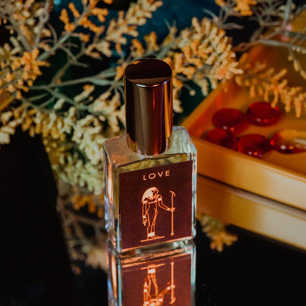 
                      
                        Potion Perfume Love
                      
                    