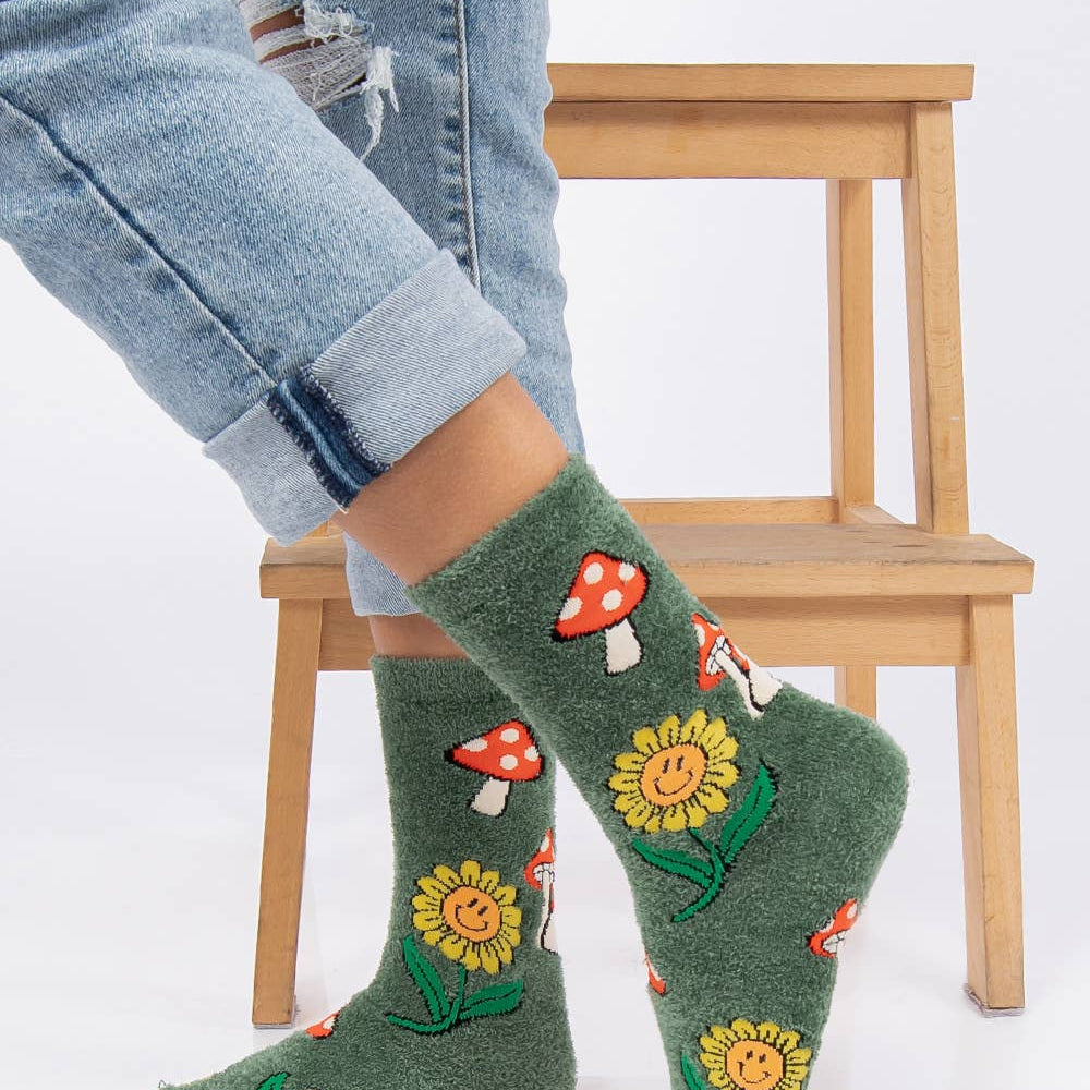 Mushroom Fields | Women's Fuzzy Pattern Warm Socks