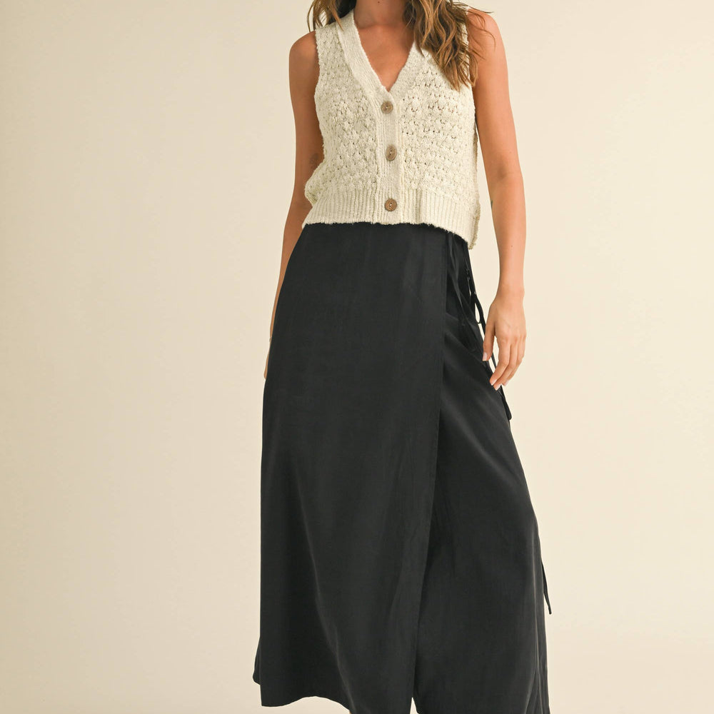 
                      
                        New Knitted Vest - Cream
                      
                    