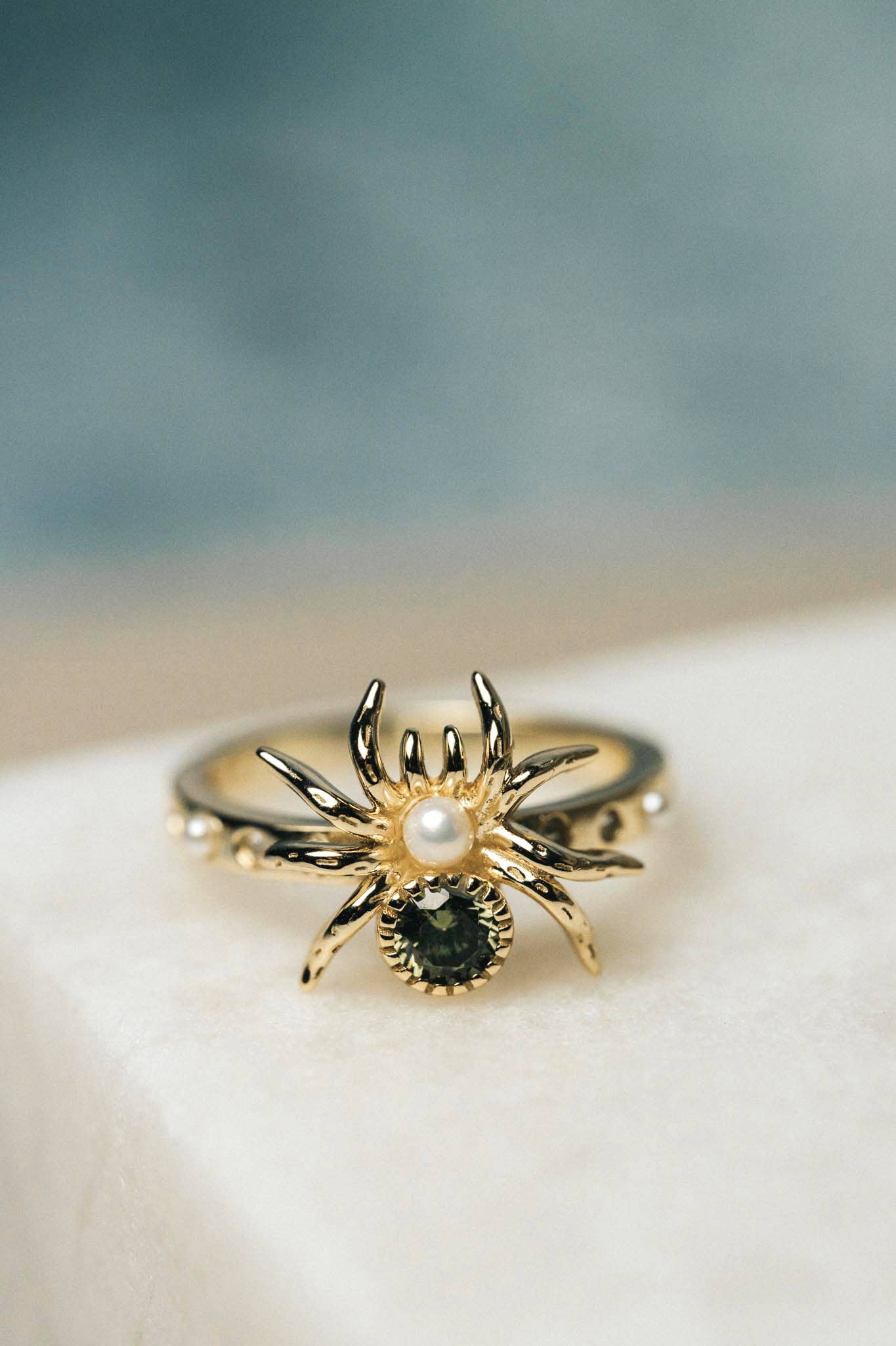 Spiders Kiss Ring