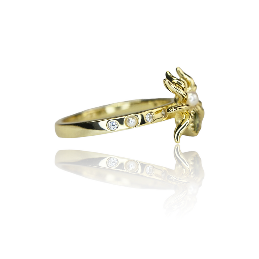
                      
                        Spiders Kiss Ring
                      
                    
