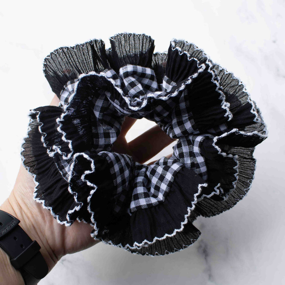 
                      
                        Women's Pleated Ruffle Hair Scrunchies
                      
                    