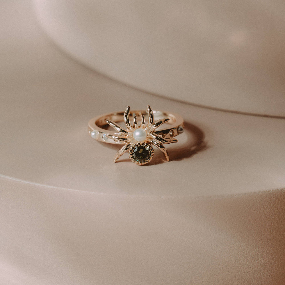 
                      
                        Spiders Kiss Ring
                      
                    