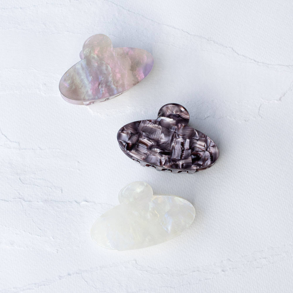 
                      
                        Eco Oval The Rainbow Hair Claw Clip
                      
                    