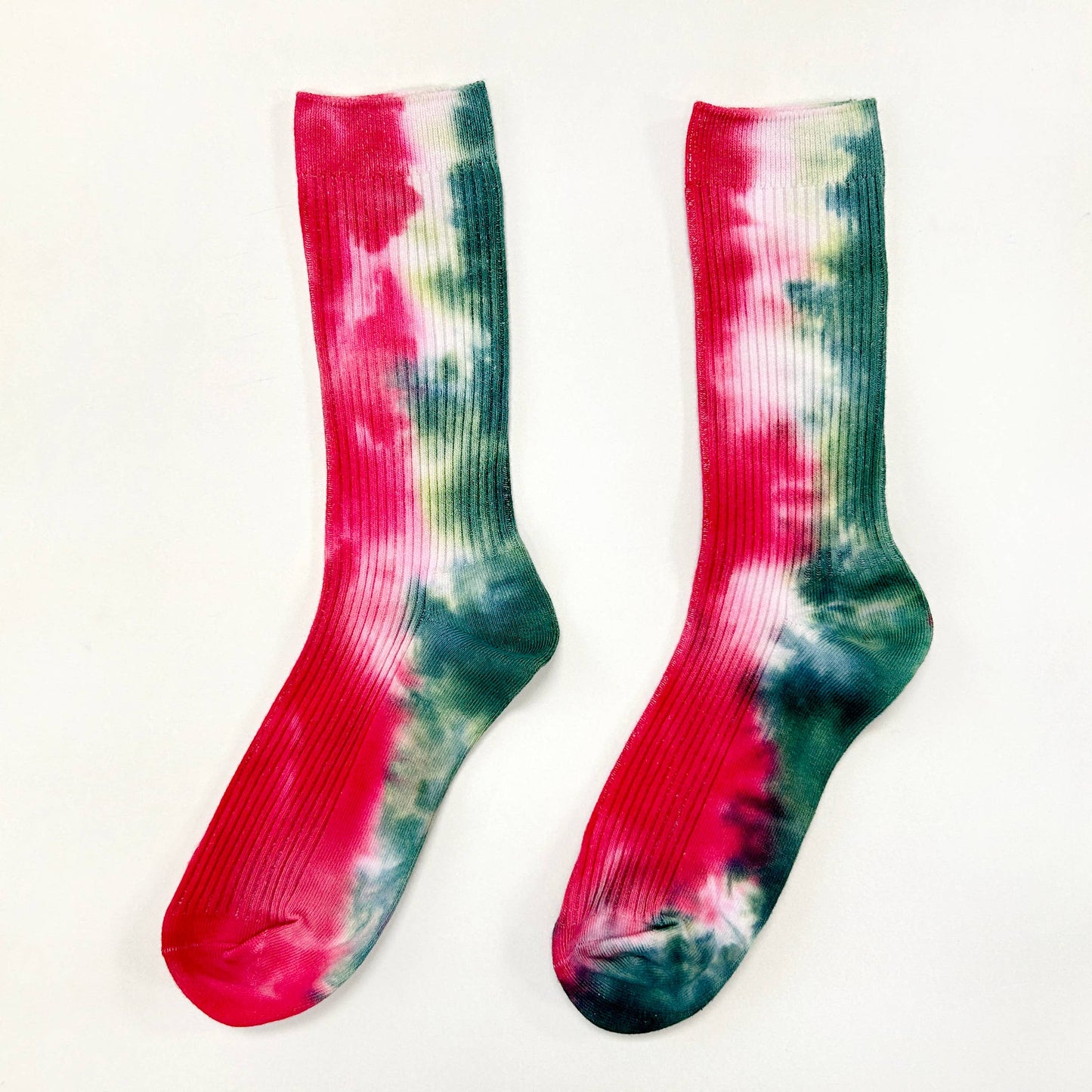 Merry Hand-dyed Dressy Socks