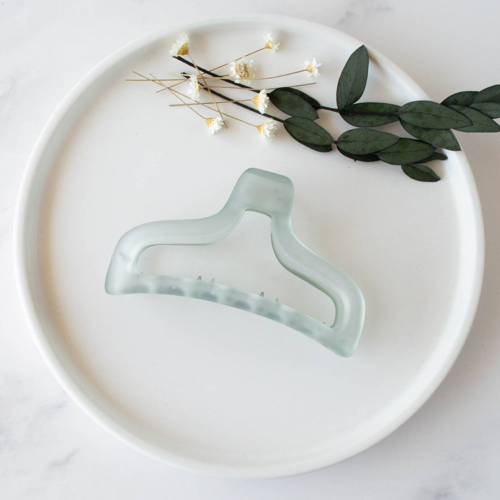 
                      
                        Moëtt Ice Matte Hair Clip
                      
                    