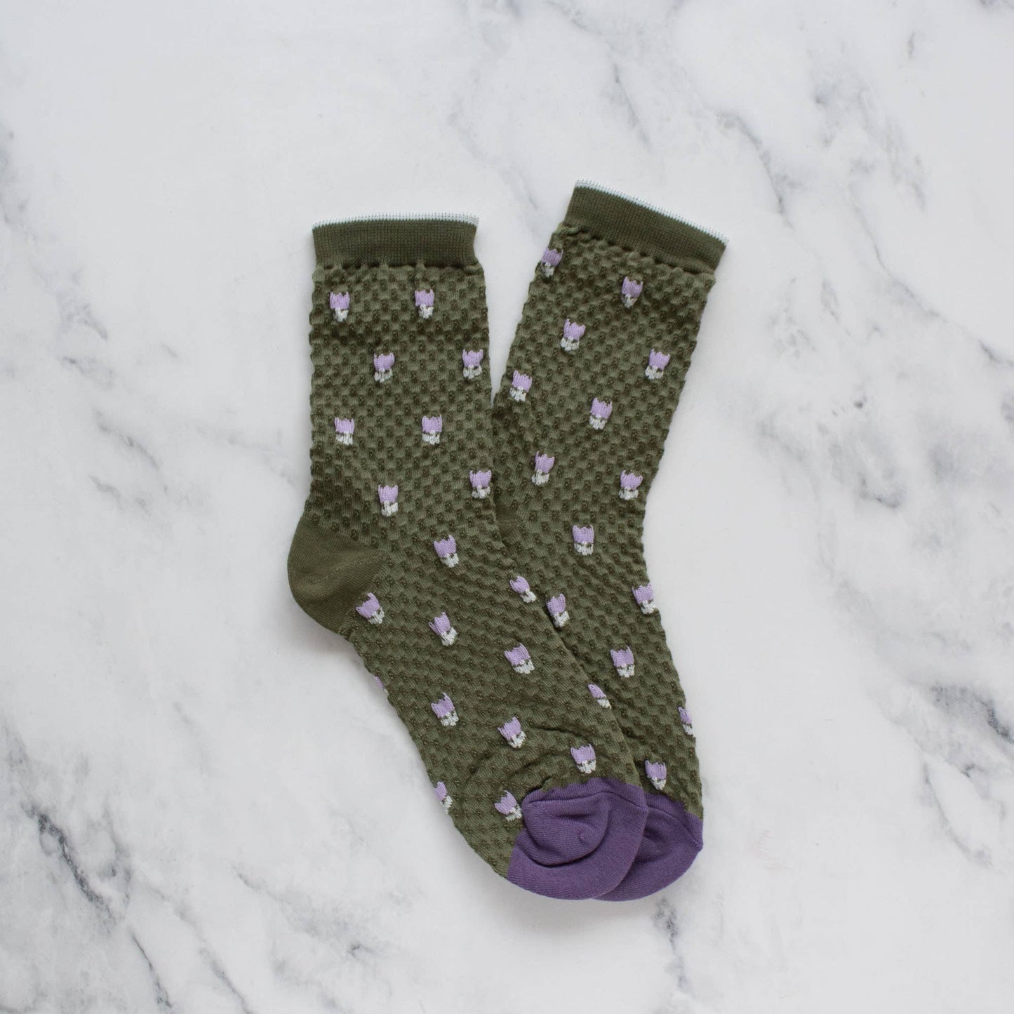 Embossed Flower Casal Socks