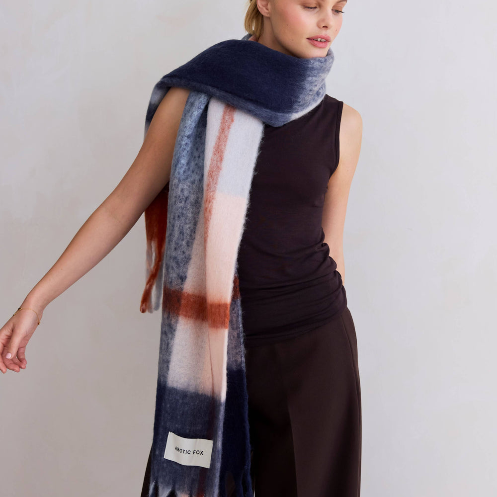 
                      
                        The Stockholm Scarf - 100% Recycled - Winter Lagoon
                      
                    