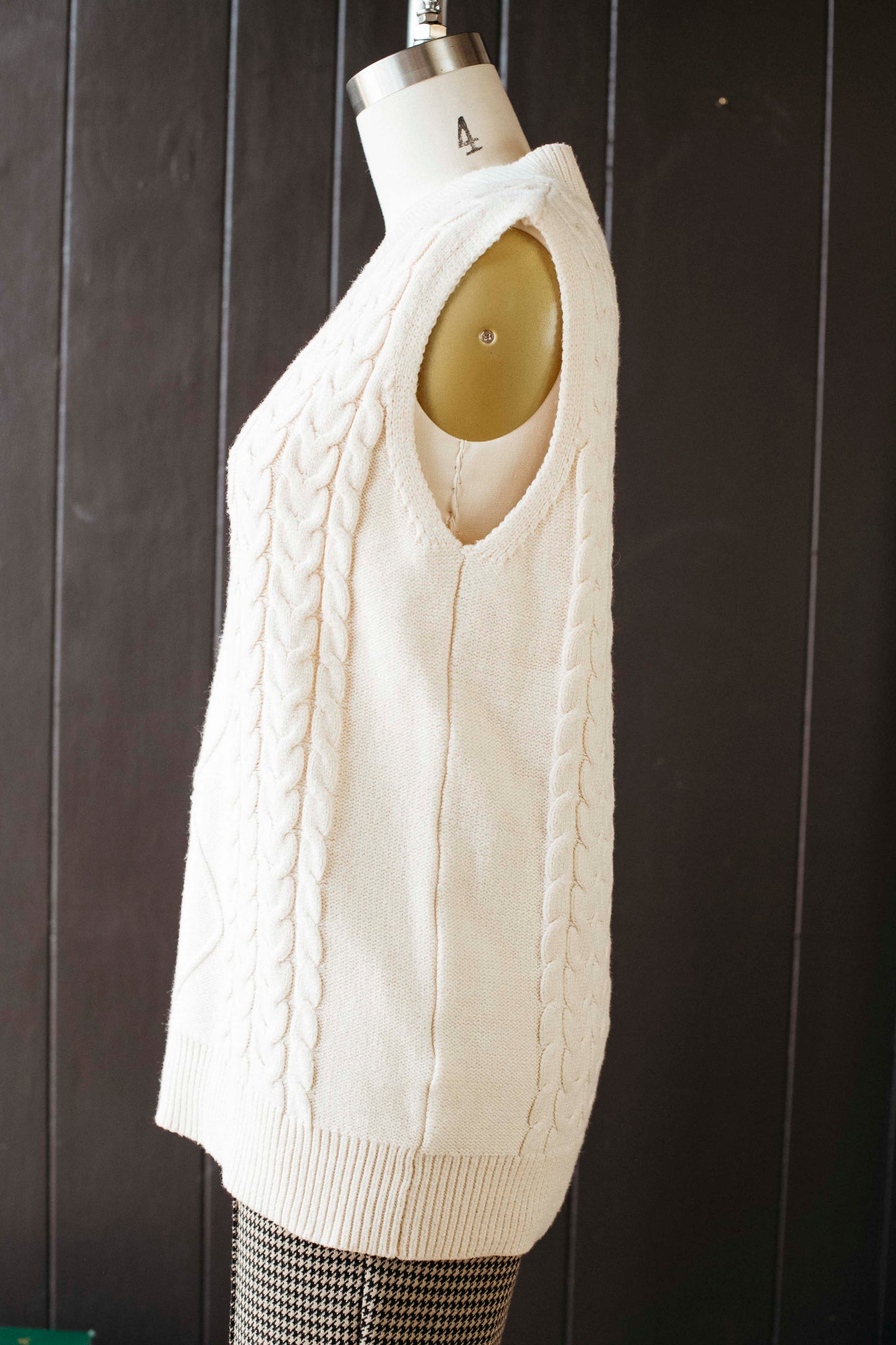 Pre-loved Cream Sweater Vest - Size S