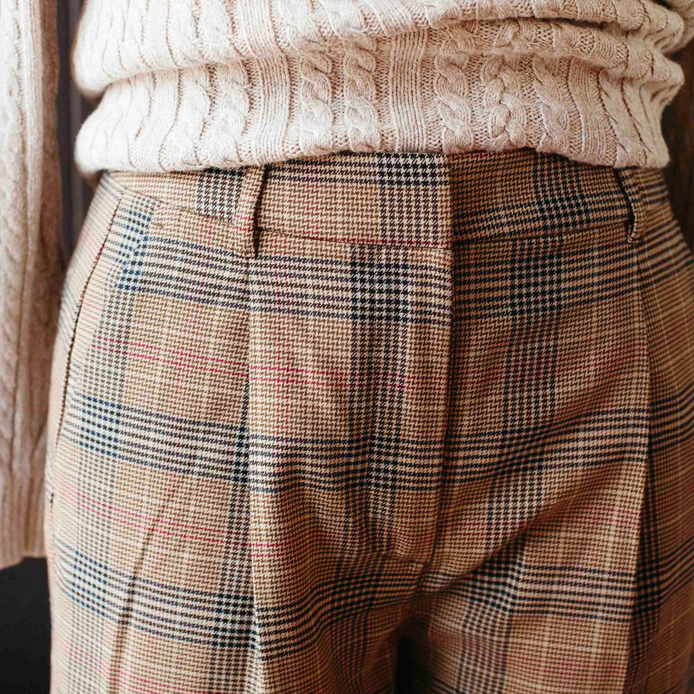 
                      
                        Pre-loved Brown Red & Black Plaid Trouser - Size M
                      
                    
