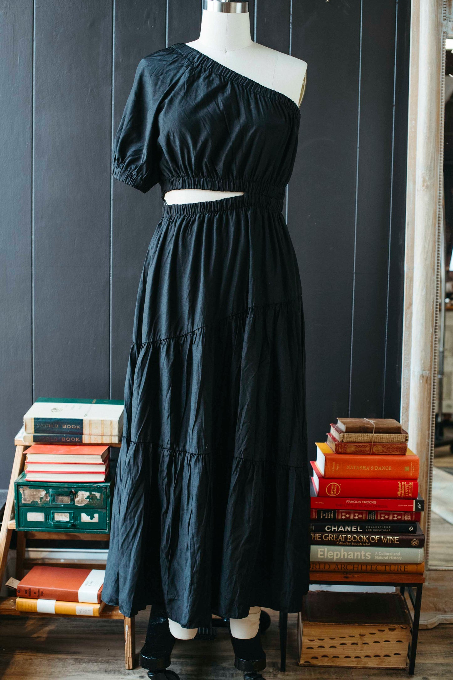 Pre-loved Black Maxi One Shoulder Peephole Dress - Size S