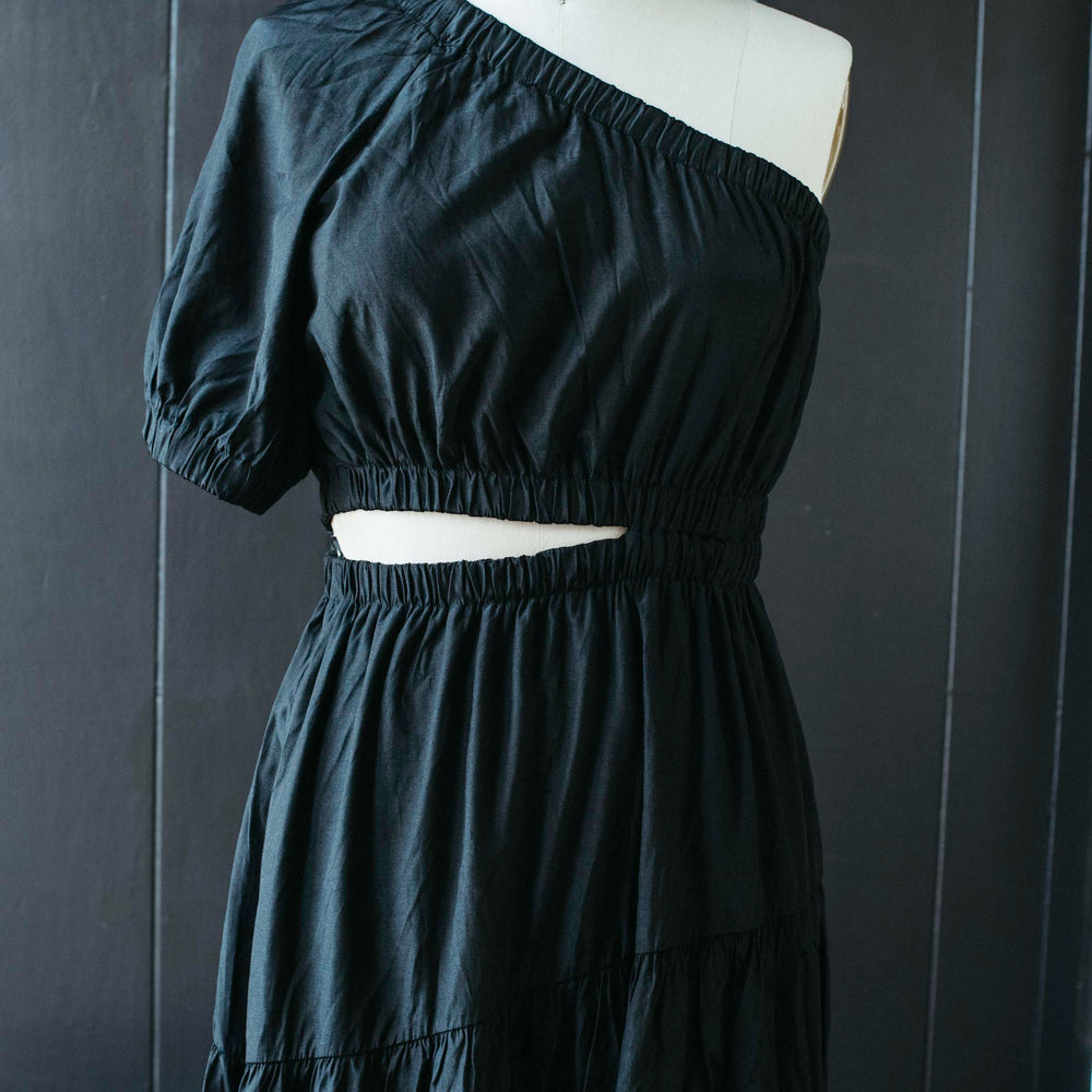 Pre-loved Black Maxi One Shoulder Peephole Dress - Size S