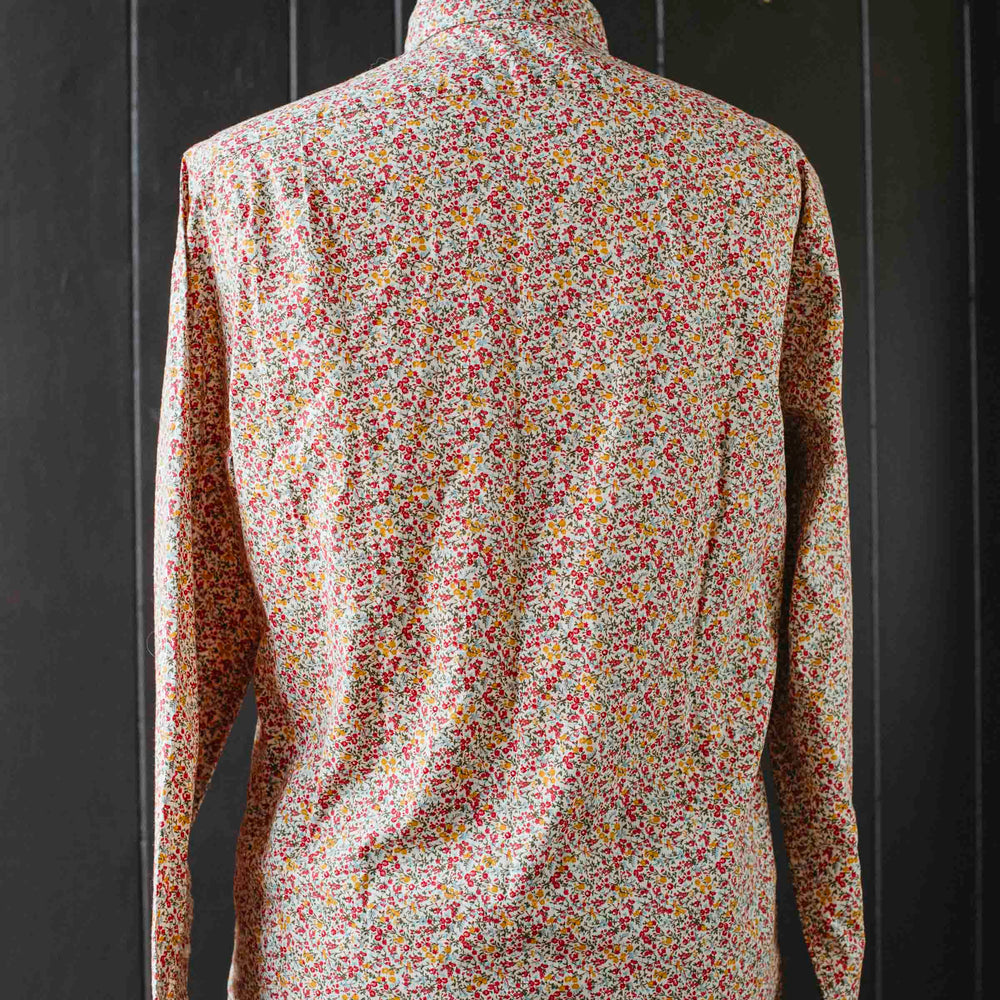 
                      
                        Pre-loved Unisex Petite Floral Button-down Top - Size M
                      
                    