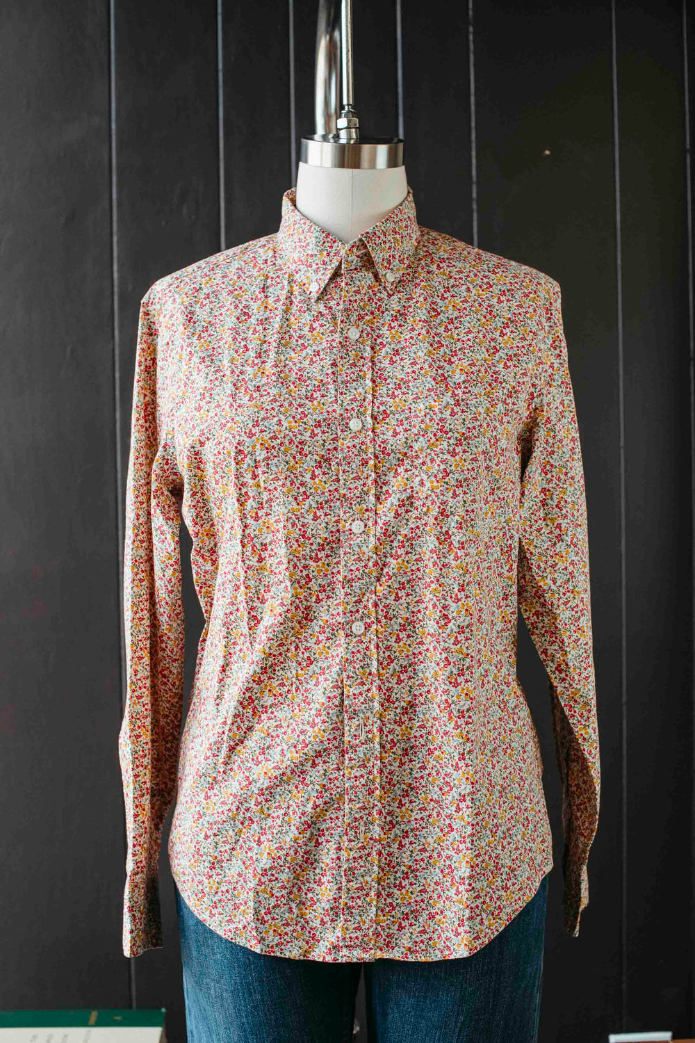 Pre-loved Unisex Petite Floral Button-down Top - Size M