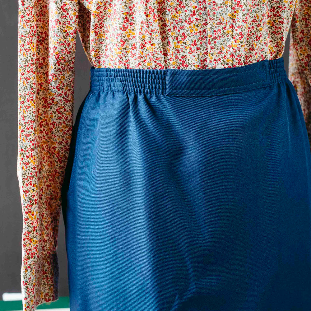 
                      
                        Pre-loved Navy Pencil Skirt - Size L
                      
                    