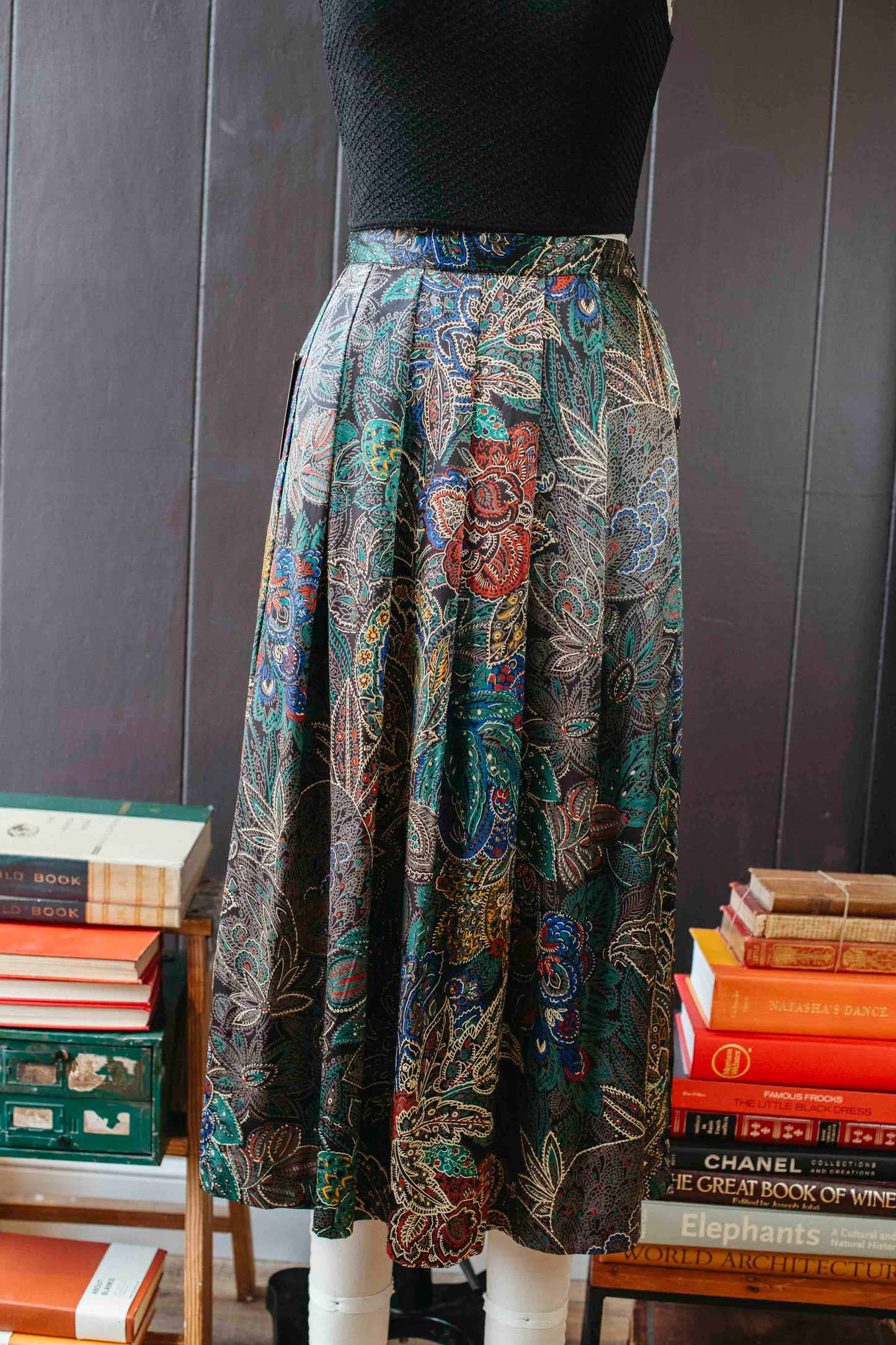 Pre-loved Shiny Paisley Pleated Midi Skirt - Size XS