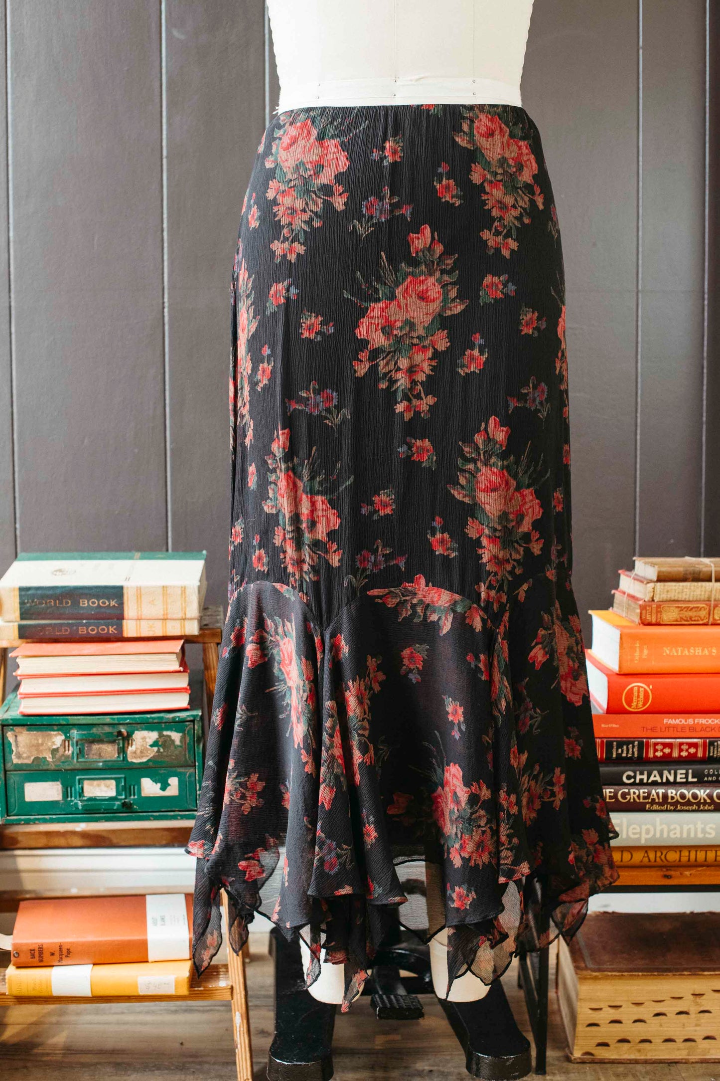 Pre-loved Ralph Lauren Floral Maxi Skirt - Size XL
