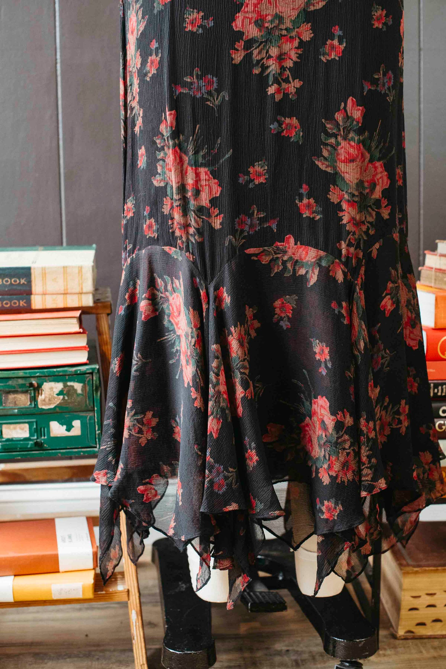 Pre-loved Ralph Lauren Floral Maxi Skirt - Size XL