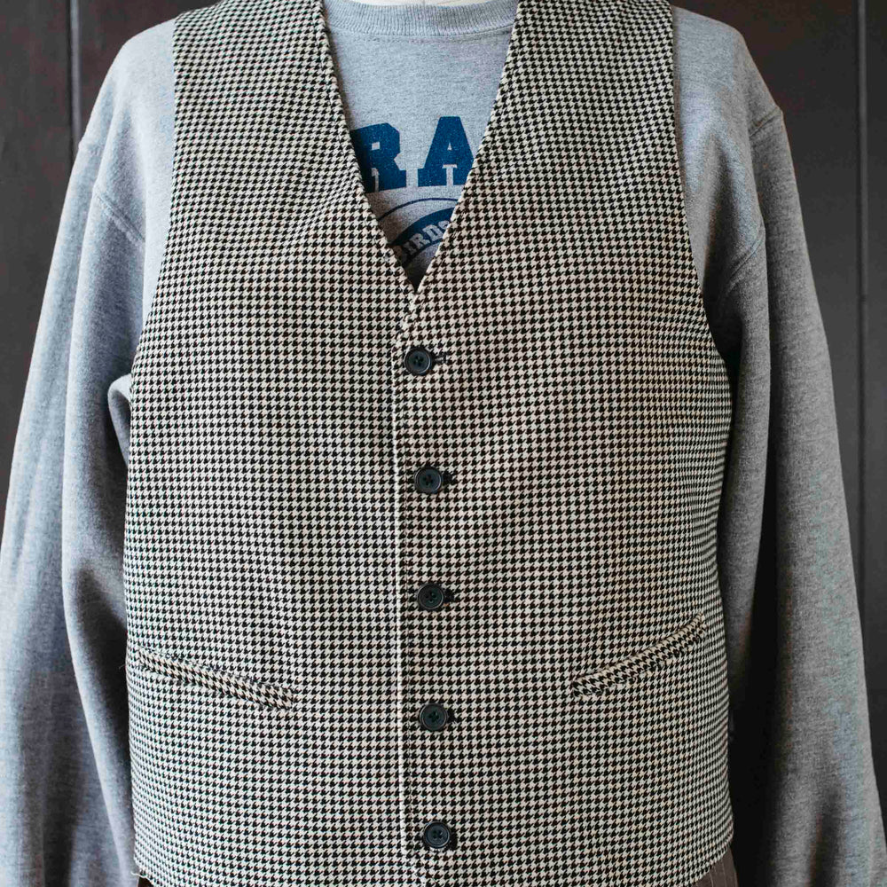 
                      
                        Pre-loved Houndstooth Menswear Vest - Size M
                      
                    