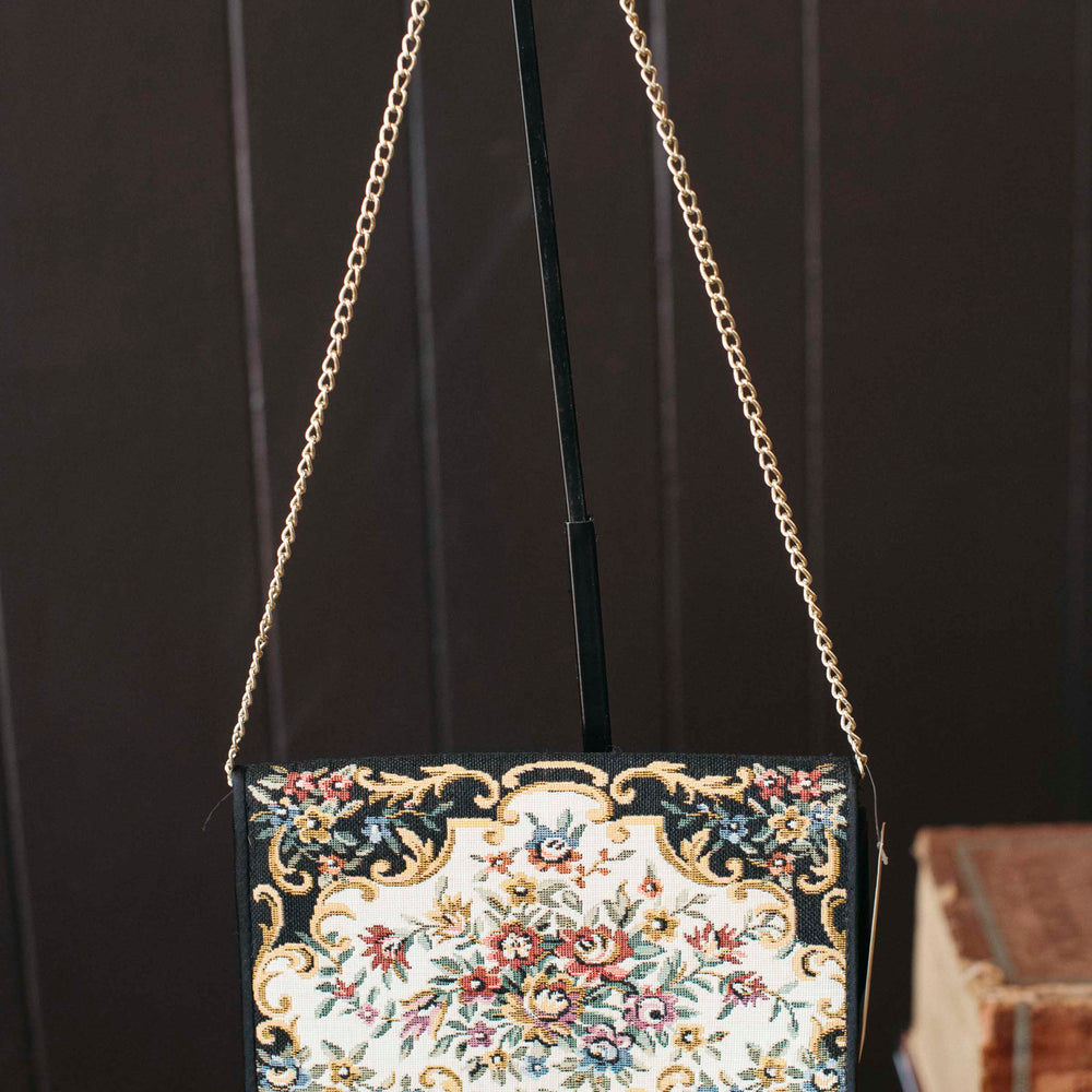 Vintage Victorian Floral Purse