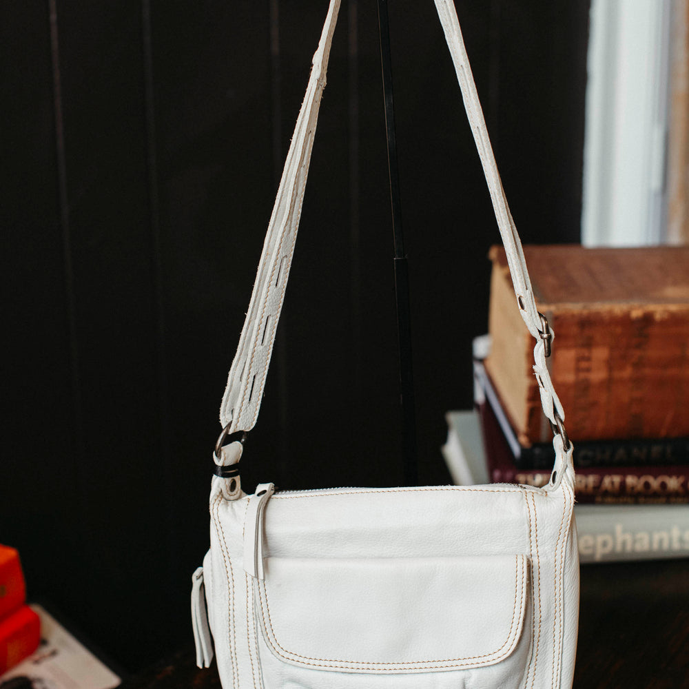 
                      
                        Alva Leather Bag - White
                      
                    