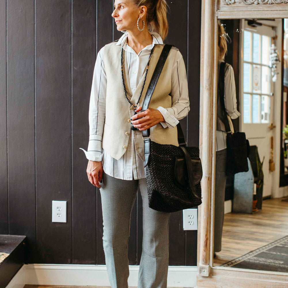 
                      
                        Pre-loved Black & White Houndstooth Trouser - Size M
                      
                    