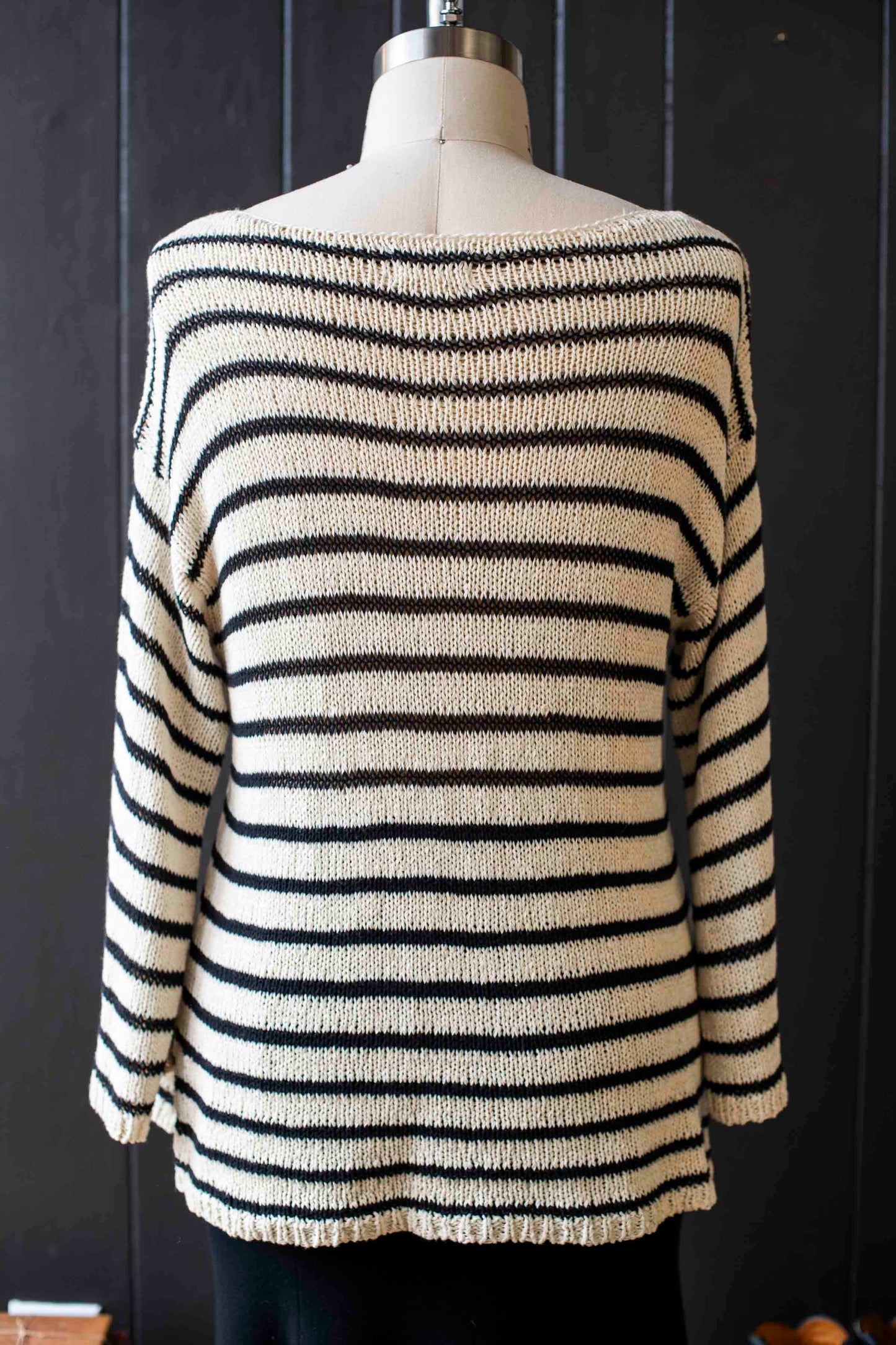 Pre-loved Striped Lightweight Sweater - Size M