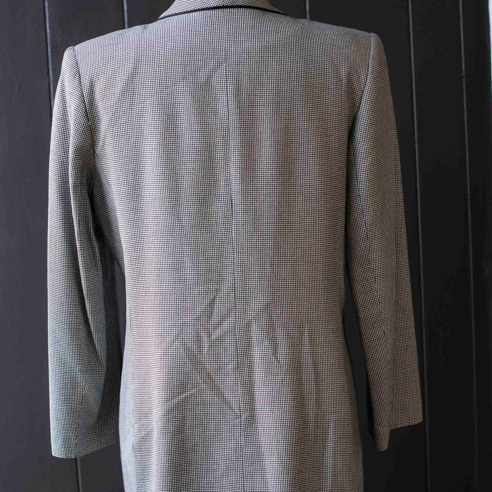 
                      
                        Vintage Double Breasted Houndstooth Blazer - Size L
                      
                    