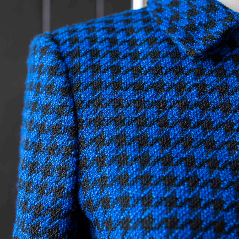 
                      
                        Pre-loved Blue & Black Houndstooth Crop Blazer - Size M
                      
                    
