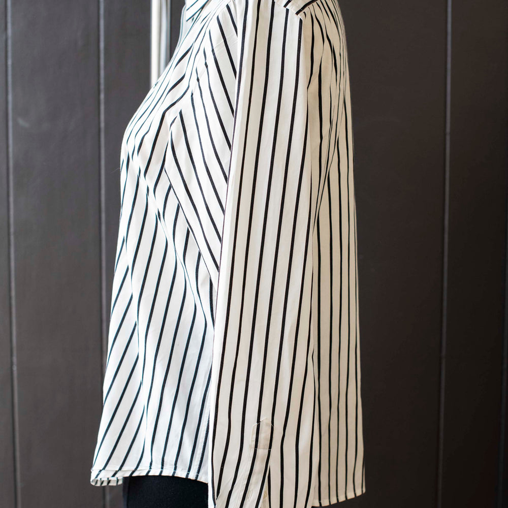 Pre-loved White Lauren Ralph Lauren Black Striped Shirt- Size L