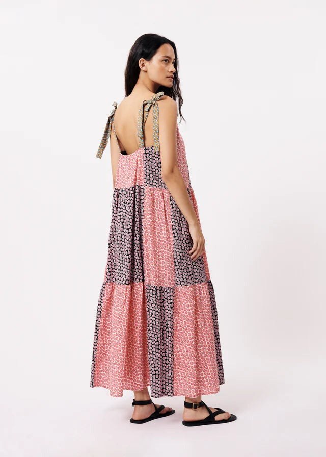 
                      
                        Aylin Dress
                      
                    