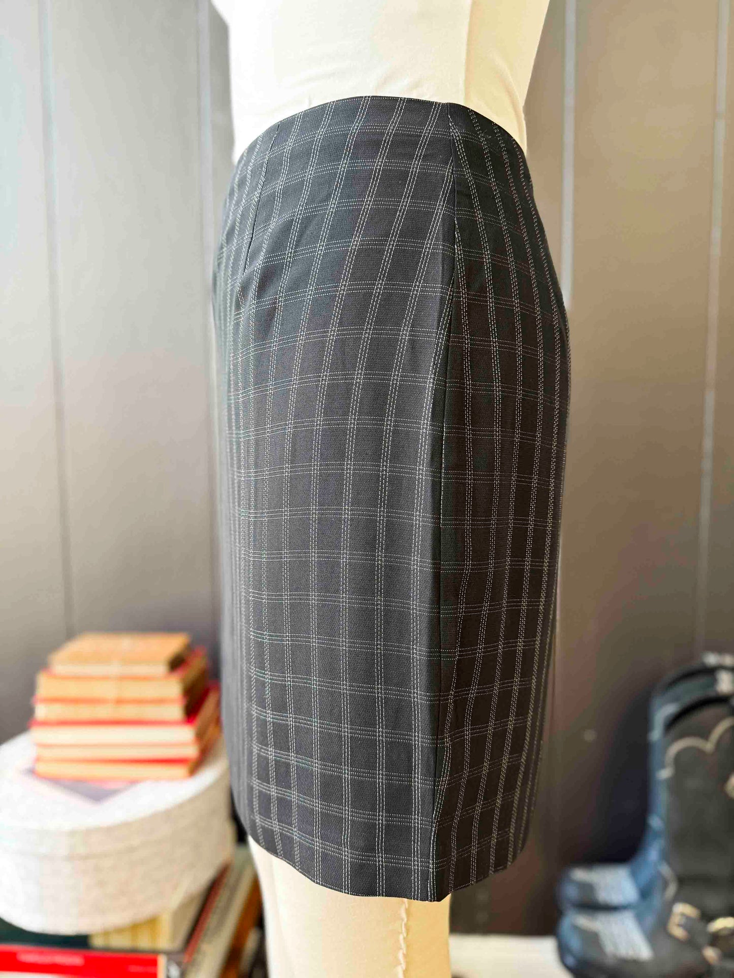 Pre-loved Black Check Mini Skirt - Size L
