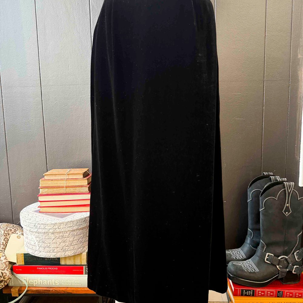 
                      
                        Pre-loved Petite Black Velvet Midi Skirt - Size S
                      
                    