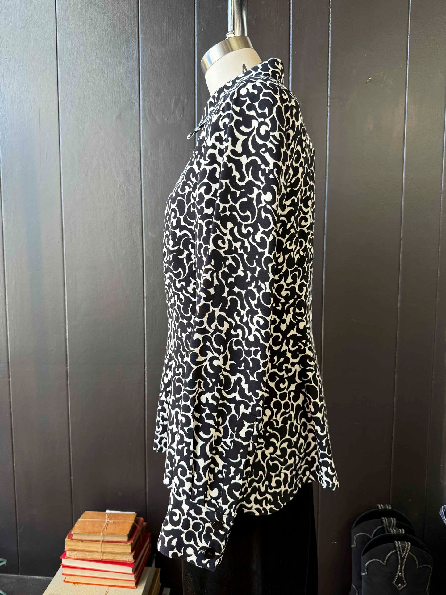 Luxury Pre-Loved 100% Silk Nina Mclemore Top - Size M