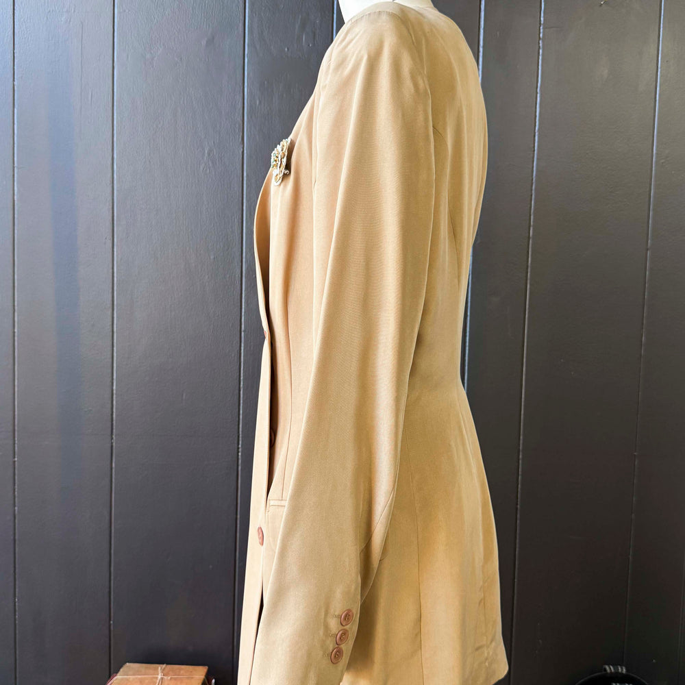 Vintage En Avance Silk Tan Silk Blazer with Pin - Size L