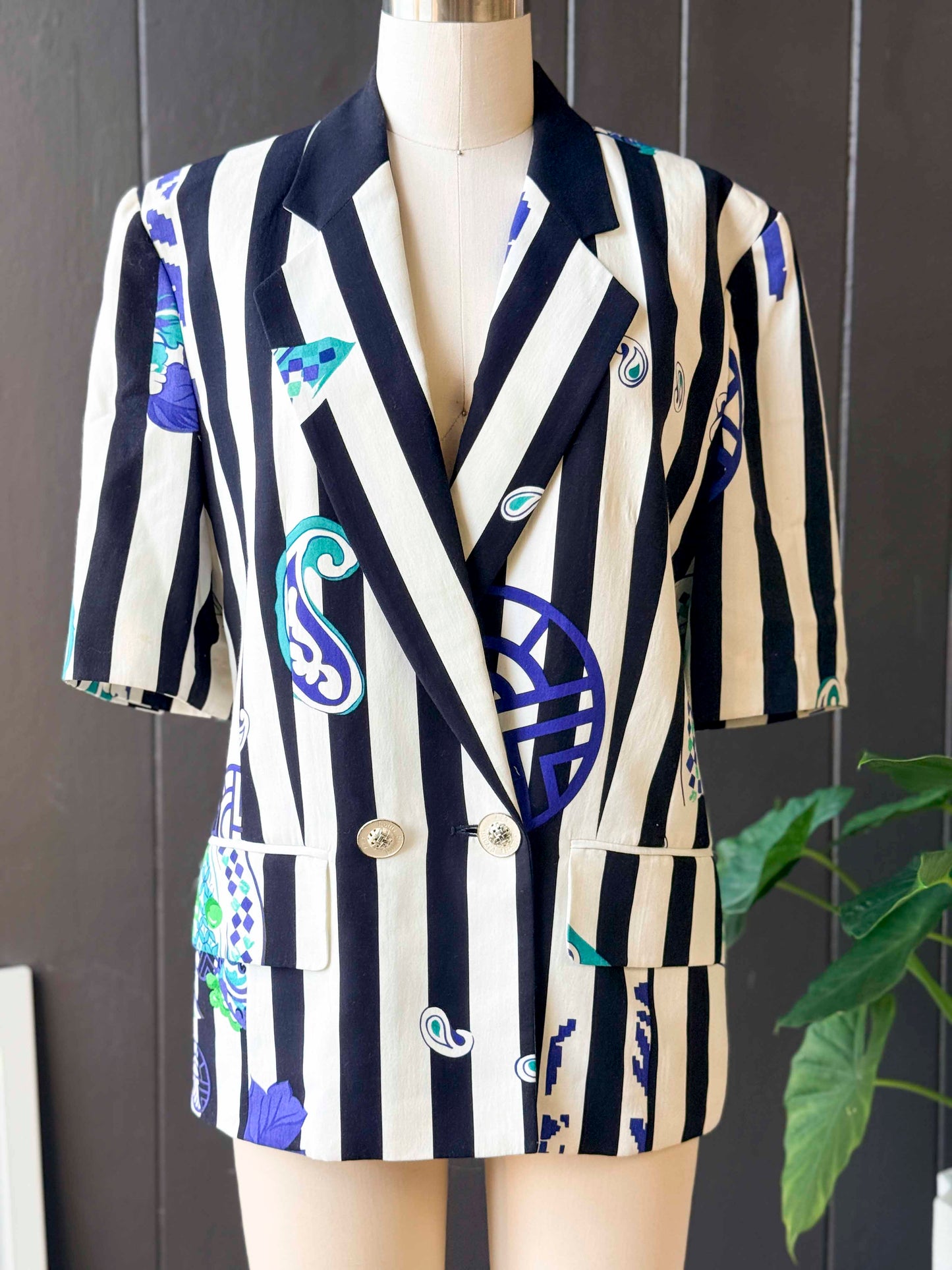 Vintage Louis Féraud Black and White Stripe with Blue Floral Prints Short Sleeve Blazer - Size S