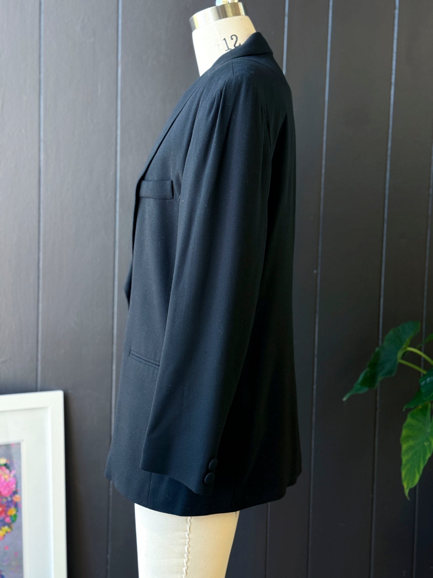Vintage JH Collectibles Black Shawl Collar Blazer - Size L