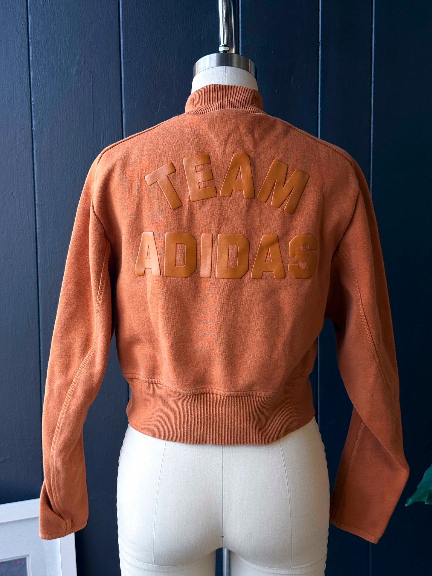 Pre-loved Adidas Orange Mock Neck Cropped Sweatshirt - Size XS