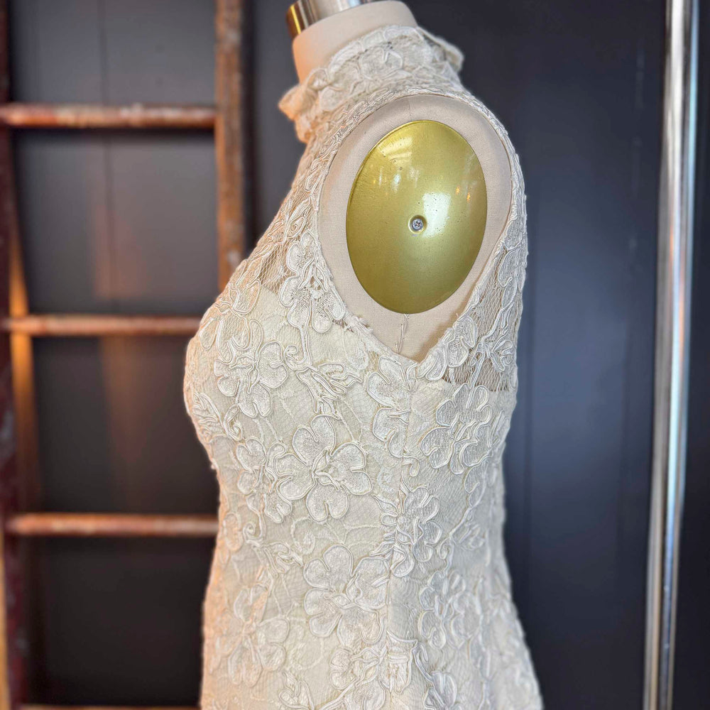 
                      
                        Vintage Custom Cream Lace Bodice - Size XL
                      
                    