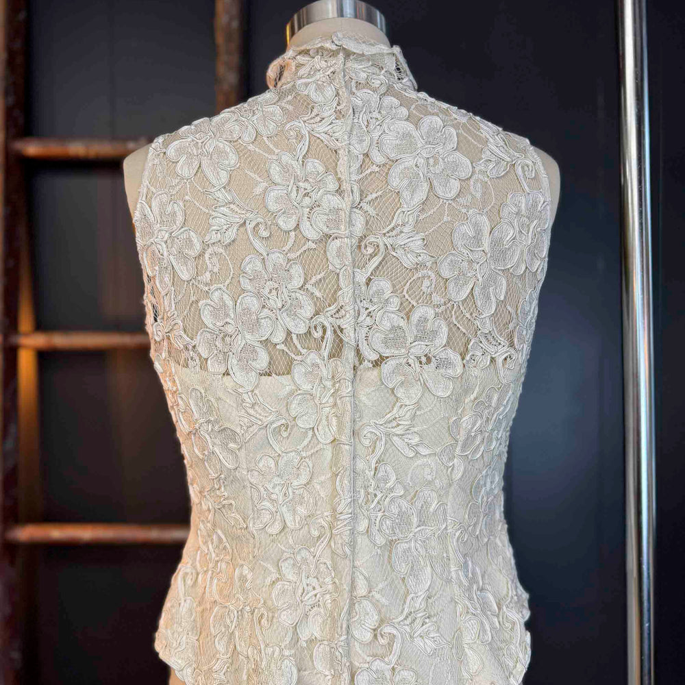 
                      
                        Vintage Custom Cream Lace Bodice - Size XL
                      
                    