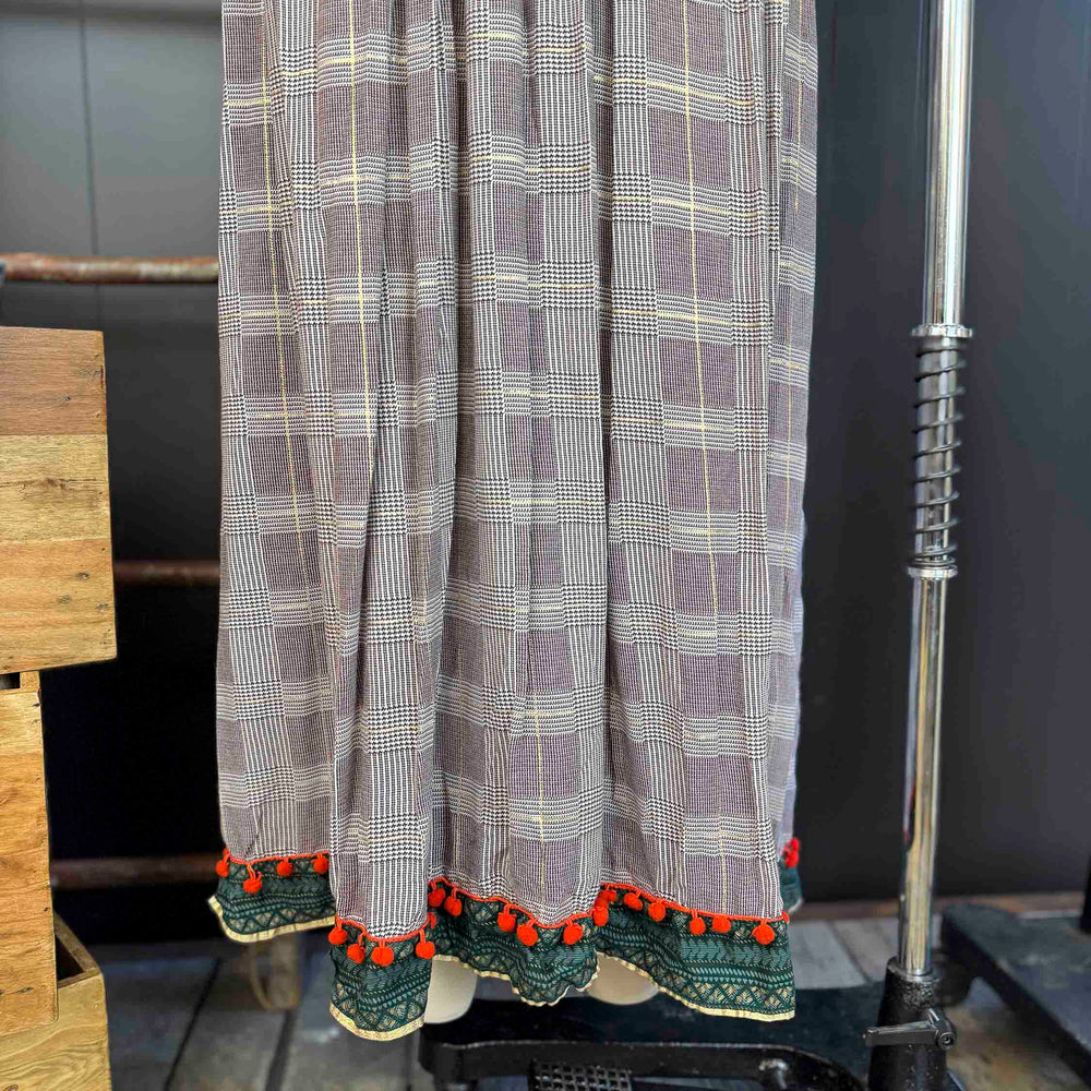 
                      
                        Pre-loved Button Floral Maxi Dress - Size XL
                      
                    