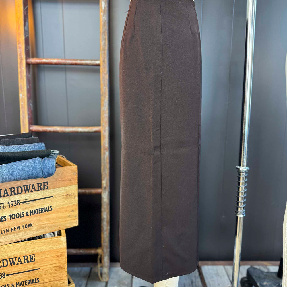 
                      
                        Vintage Briggs Brown Midi Pencil Skirt - Size L
                      
                    