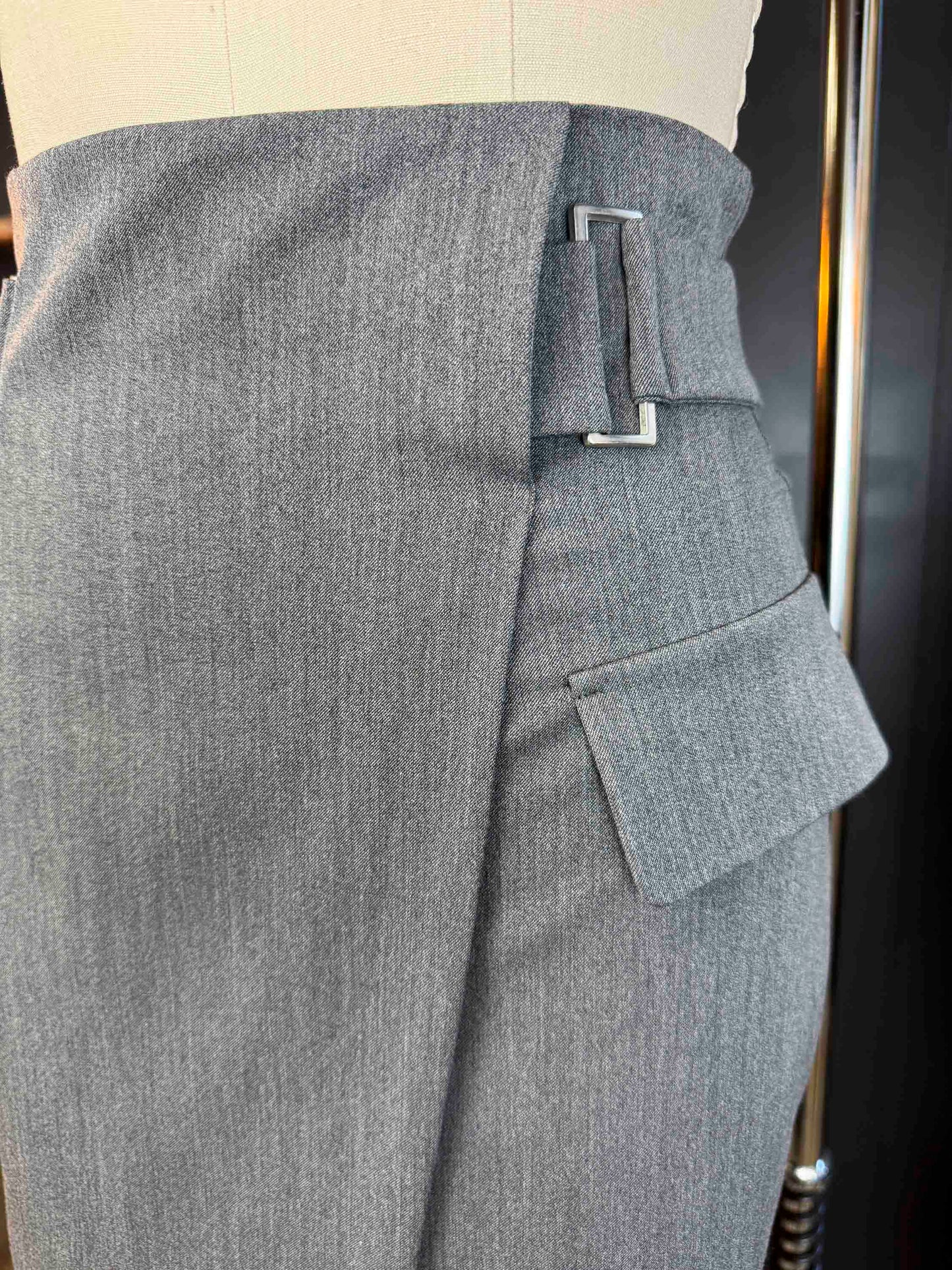 Pre loved Gray Pencil Skirt - Size S