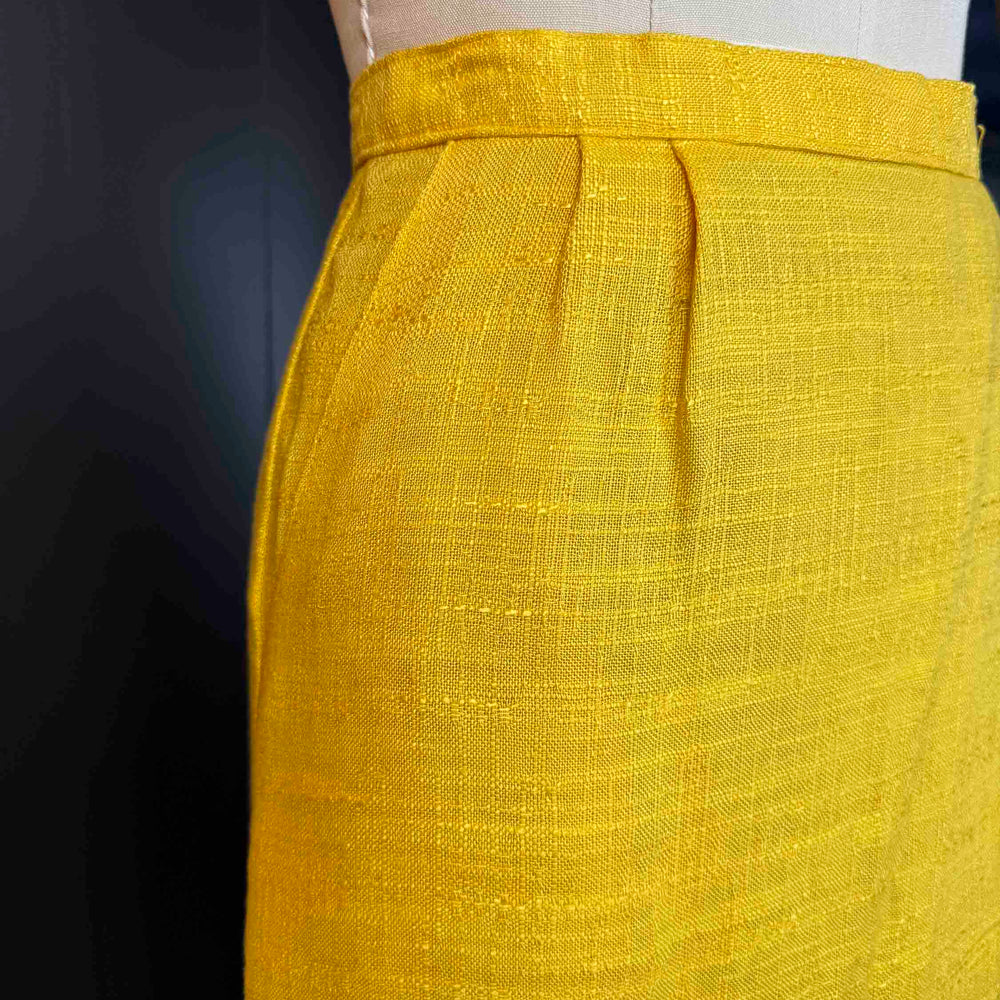 
                      
                        Vintage Yellow Linen Skirt - Size S
                      
                    