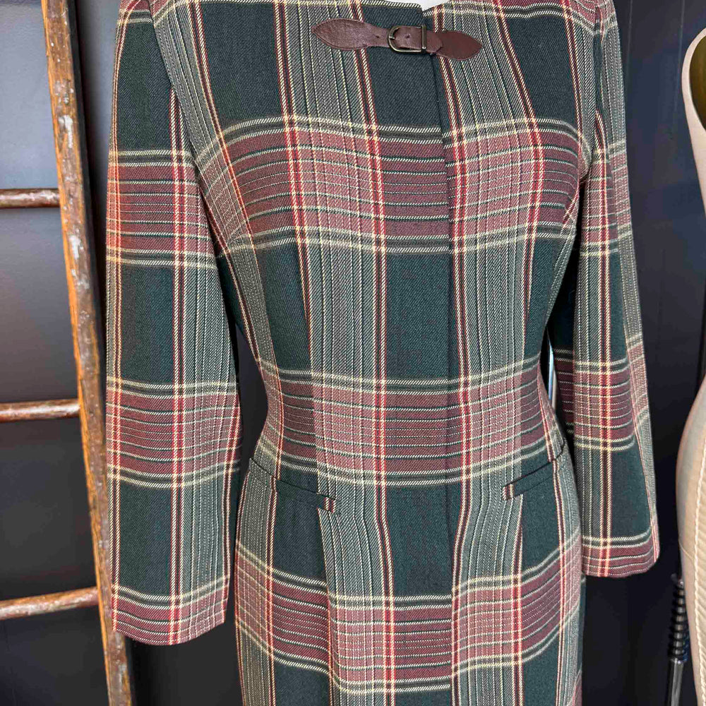 
                      
                        Vintage Plaid Forest Green Dress/Coat - Size XS/S
                      
                    