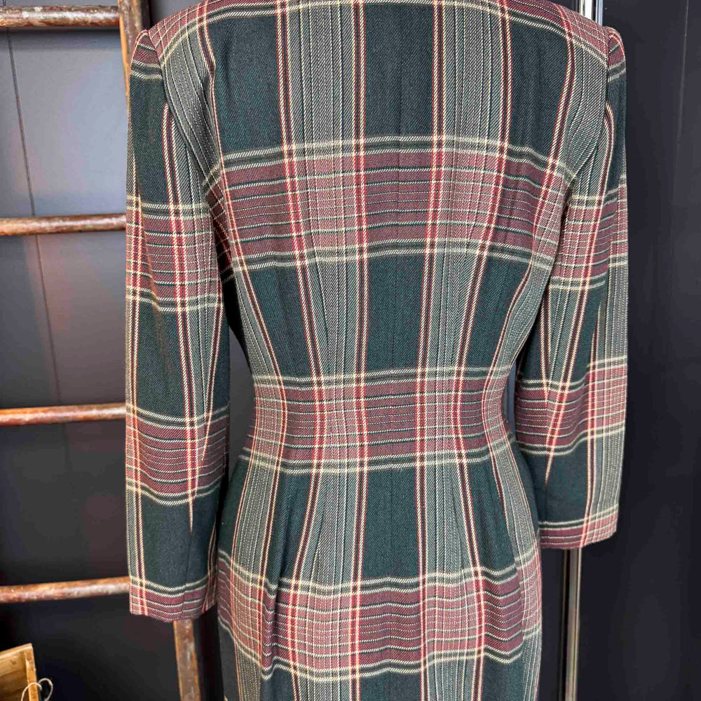 
                      
                        Vintage Plaid Forest Green Dress/Coat - Size XS/S
                      
                    