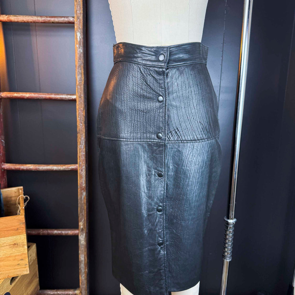 Vintage Leather Snap Front Skirt - Size S
