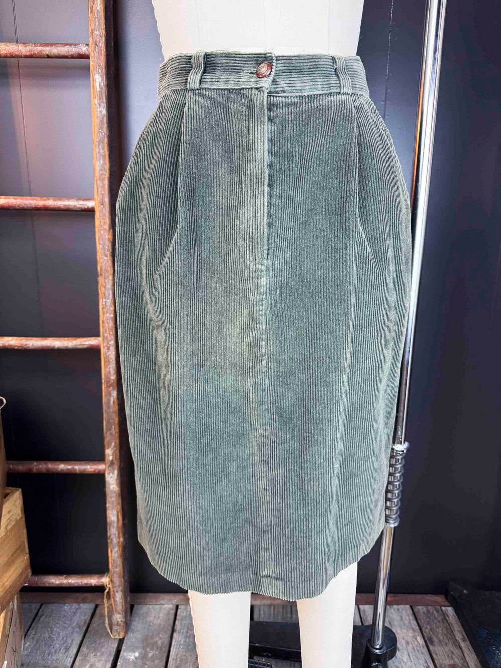 Vintage St. Michael Olive Corduroy Skirt - Size XS/S