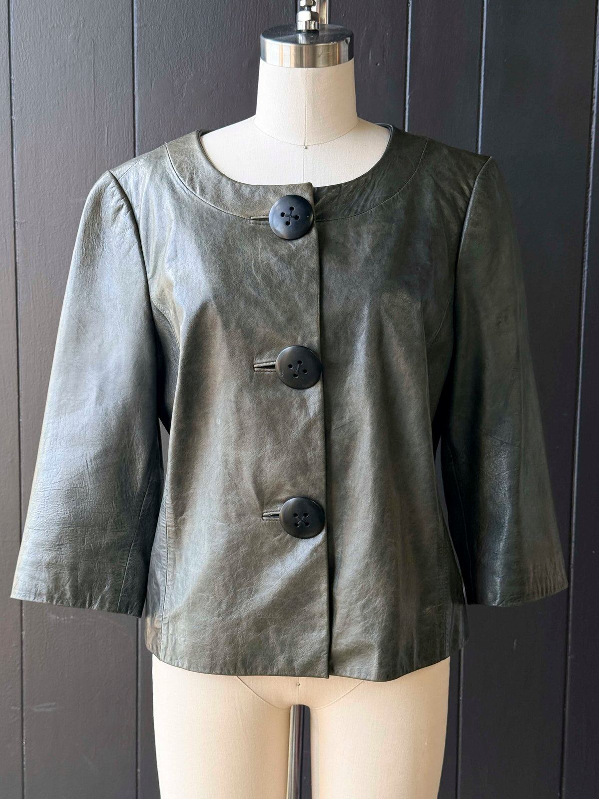 Vintage Classiques Entier Grey Large Button 3/4 Sleeve Leather Jacket - Size S