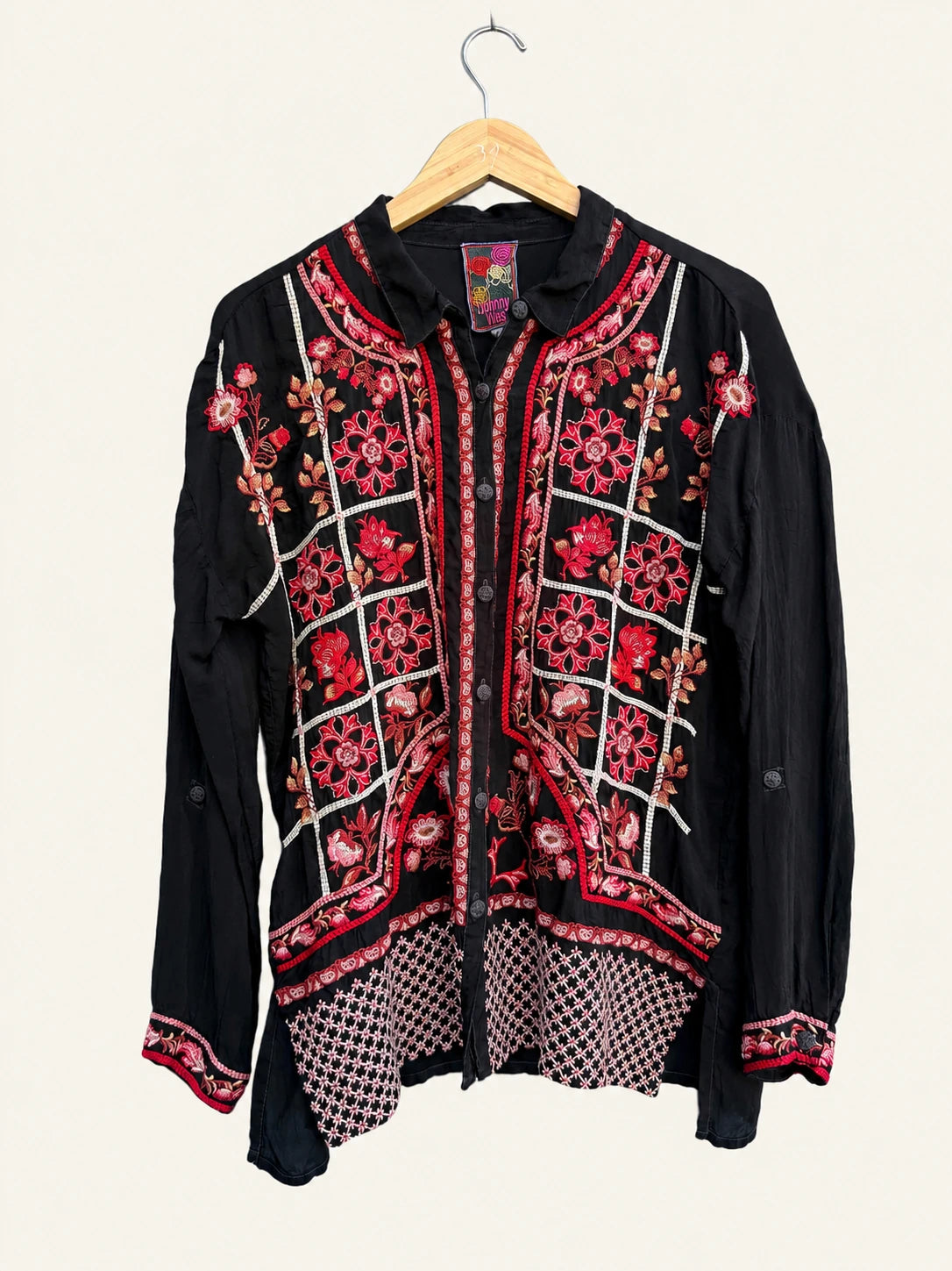 Pre-loved Johnny Was Black Coral and Cream Floral Embroidered Button-Front Blouse - Size M